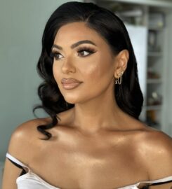 Sandy Makeup Artist